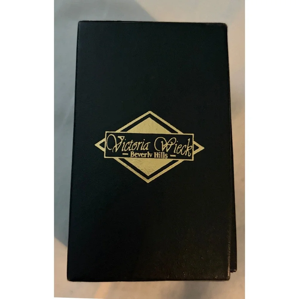 Victoria Wieck victoria wieck